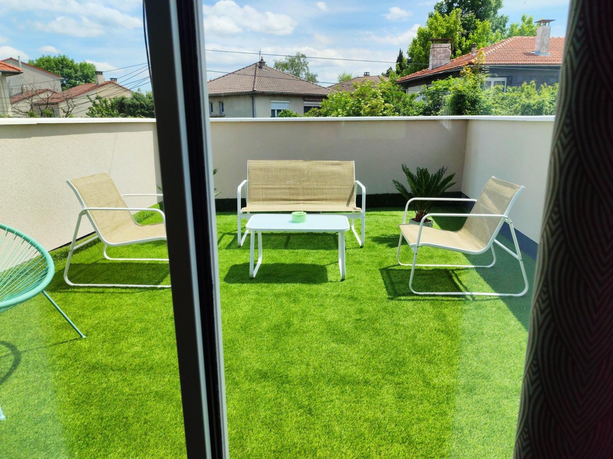 Maison Cosy Terrasse Ensoleille 클레르몽페랑 외부 사진